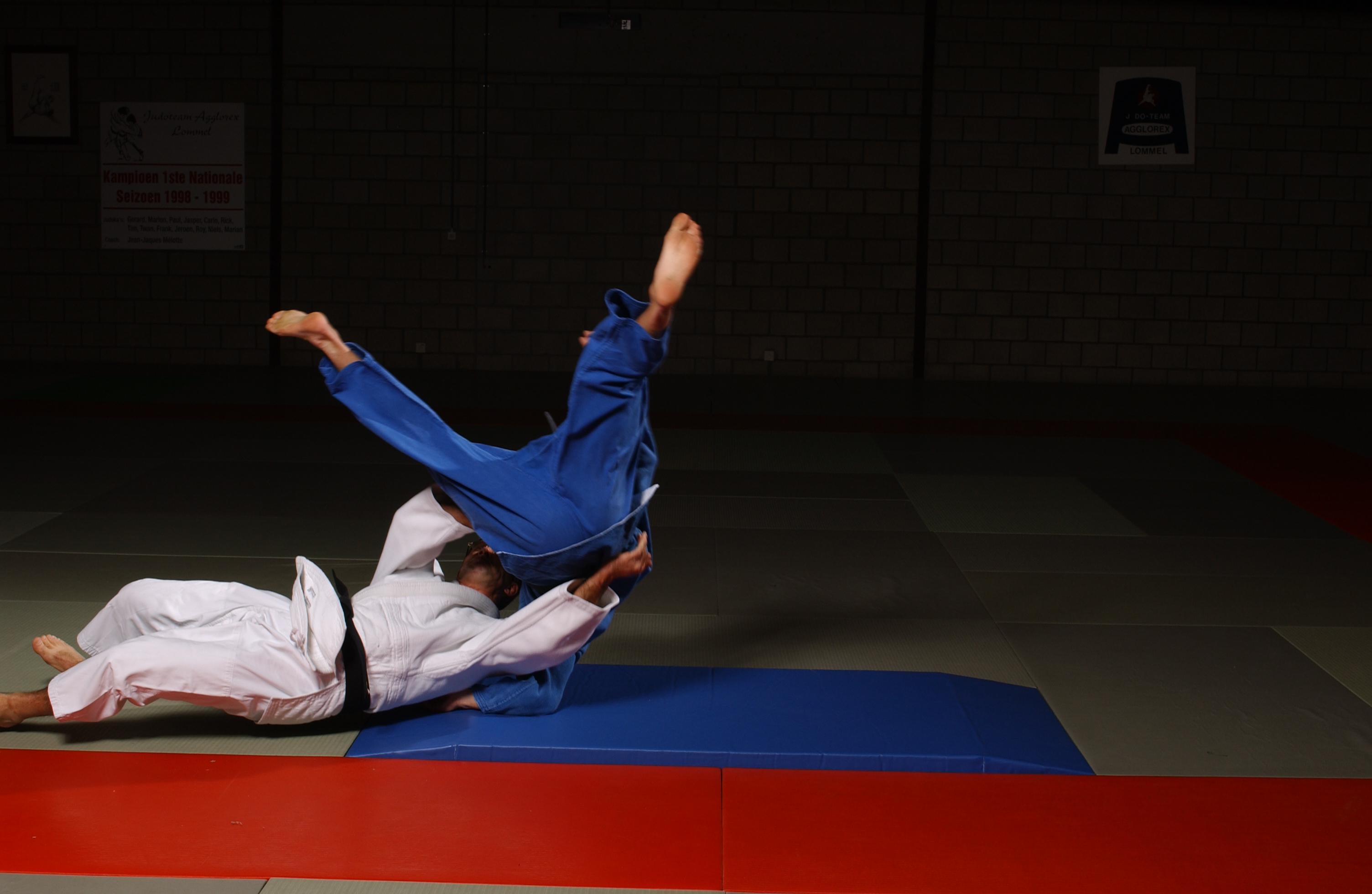 Dopadové žíněnky Nage komi.